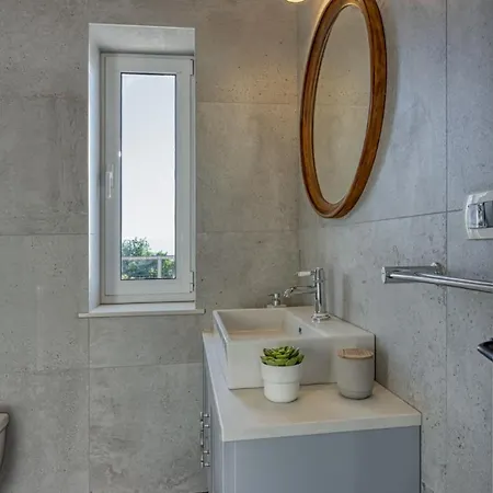 Luxury Emily Sea View By Guide *