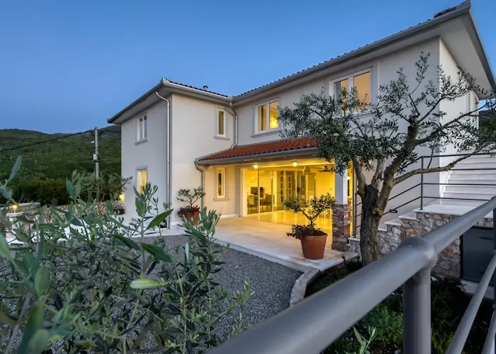 Luxury Emily Sea View By Guide *