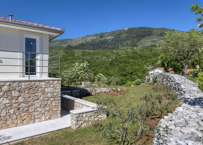 Luxury Emily Sea View By Guide * Brseč