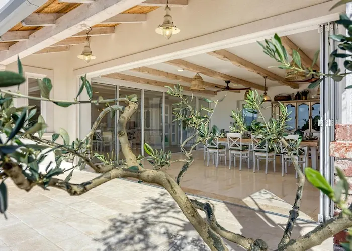 Villa Luxury Emily Sea View By Guide Brseč