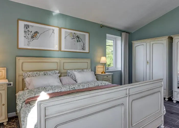 Villa Luxury Emily Sea View By Guide Brseč