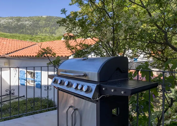 Villa Luxury Emily Sea View By Guide