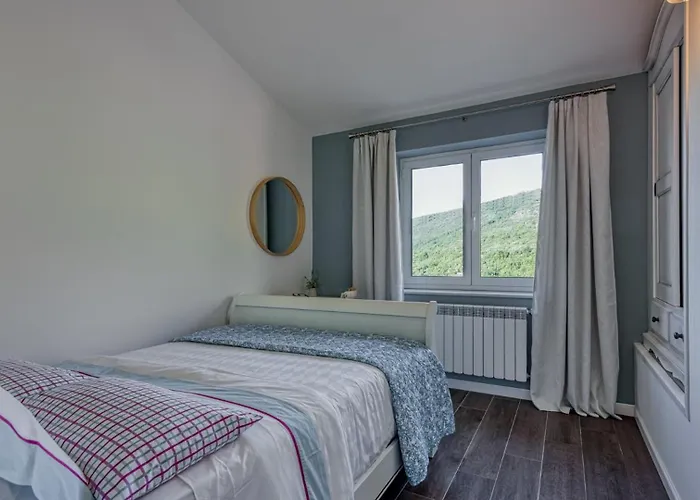 Villa Luxury Emily Sea View By Guide Brseč