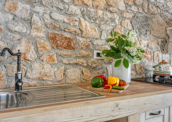 Luxury Emily Sea View By Guide * Brsec